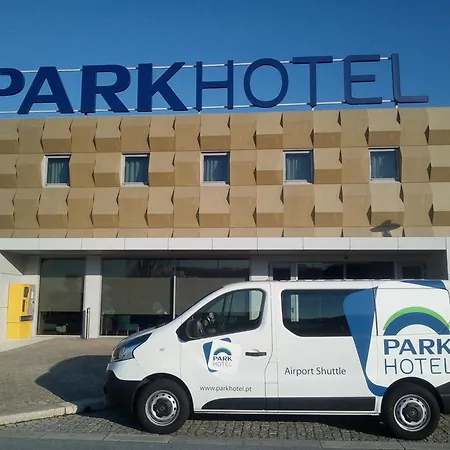 Park Porto Aeroporto Maía