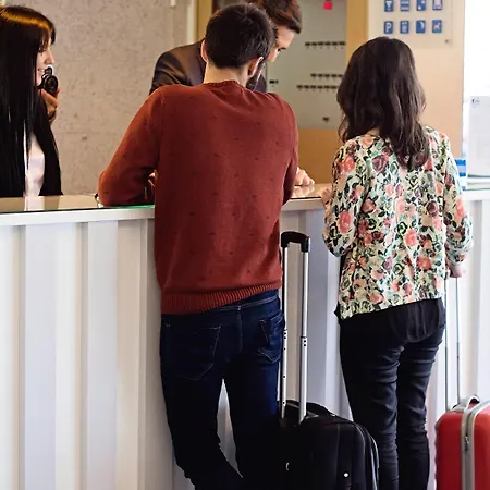 パーク ポルト アエロポルト 3*