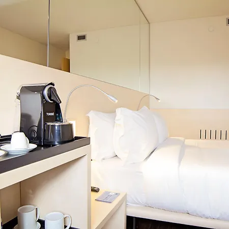 ホテル パーク ポルト アエロポルト 3*