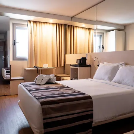 ホテル パーク ポルト アエロポルト