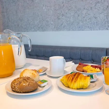 파크 포르토 에어로포르토 3* Maía