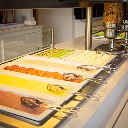 Hotel Park Porto Aeroporto 3*