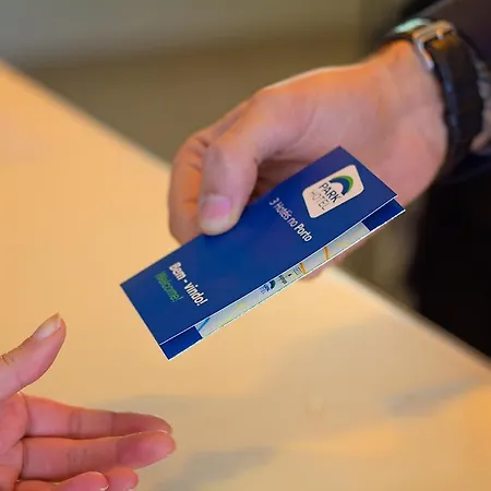 パーク ポルト アエロポルト 3*