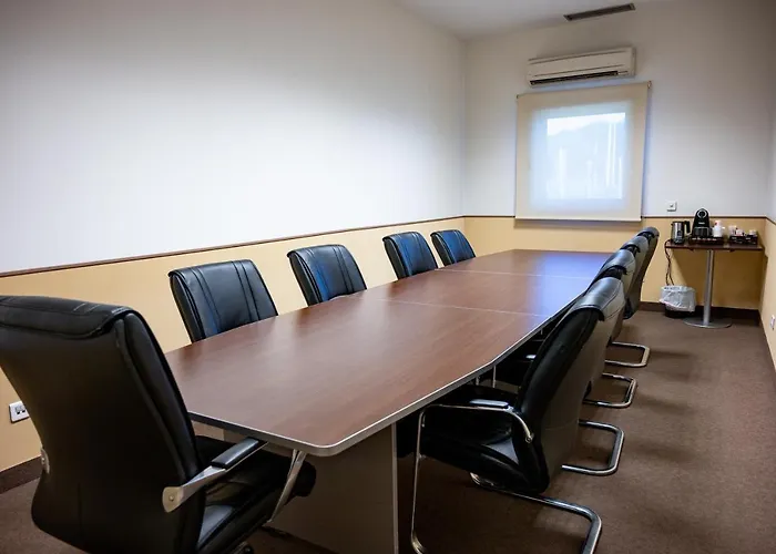 Park Porto Aeroporto 3* Maía